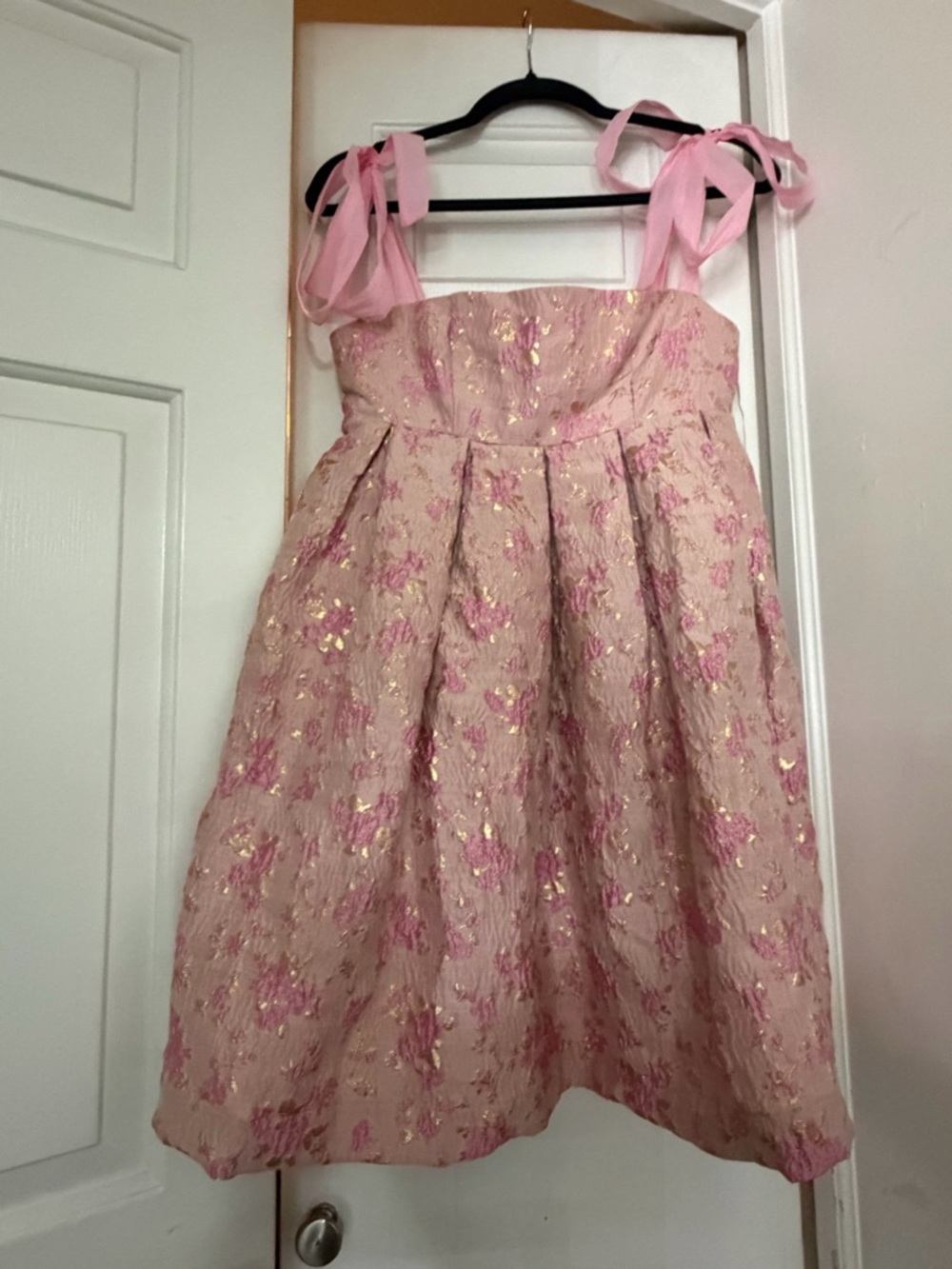 Pink Metallic Floral Tie Shoulders Jacquard Mini Dress